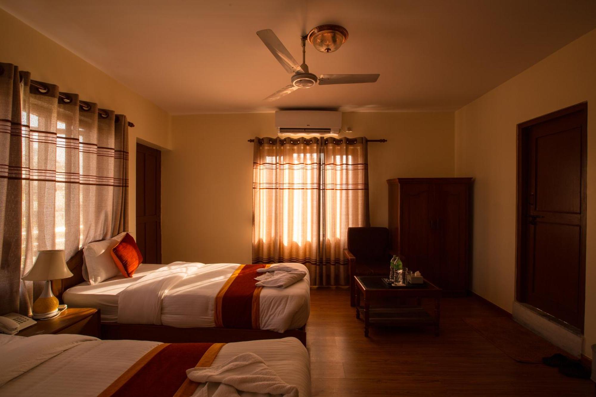 Hotel Pokhara View 3* Pokhara