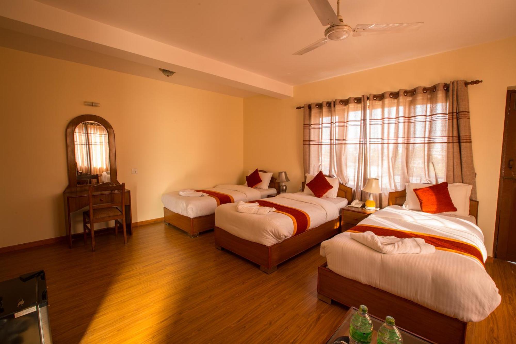 Hotel Hotel Pokhara View 3*